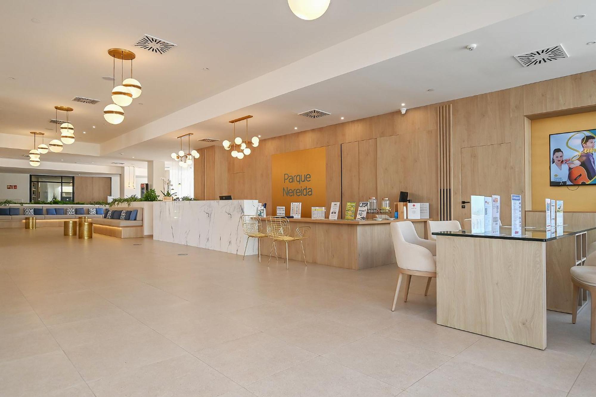 Parque Nereida Suites Hotel 卡拉纳雅达 外观 照片